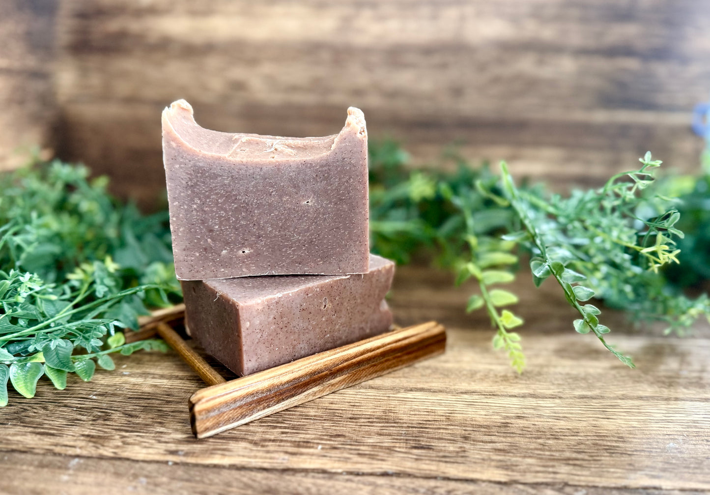 Sandalwood & Vanilla Exfoliating Bar Soap – Buff, Smooth & Glow 🪵