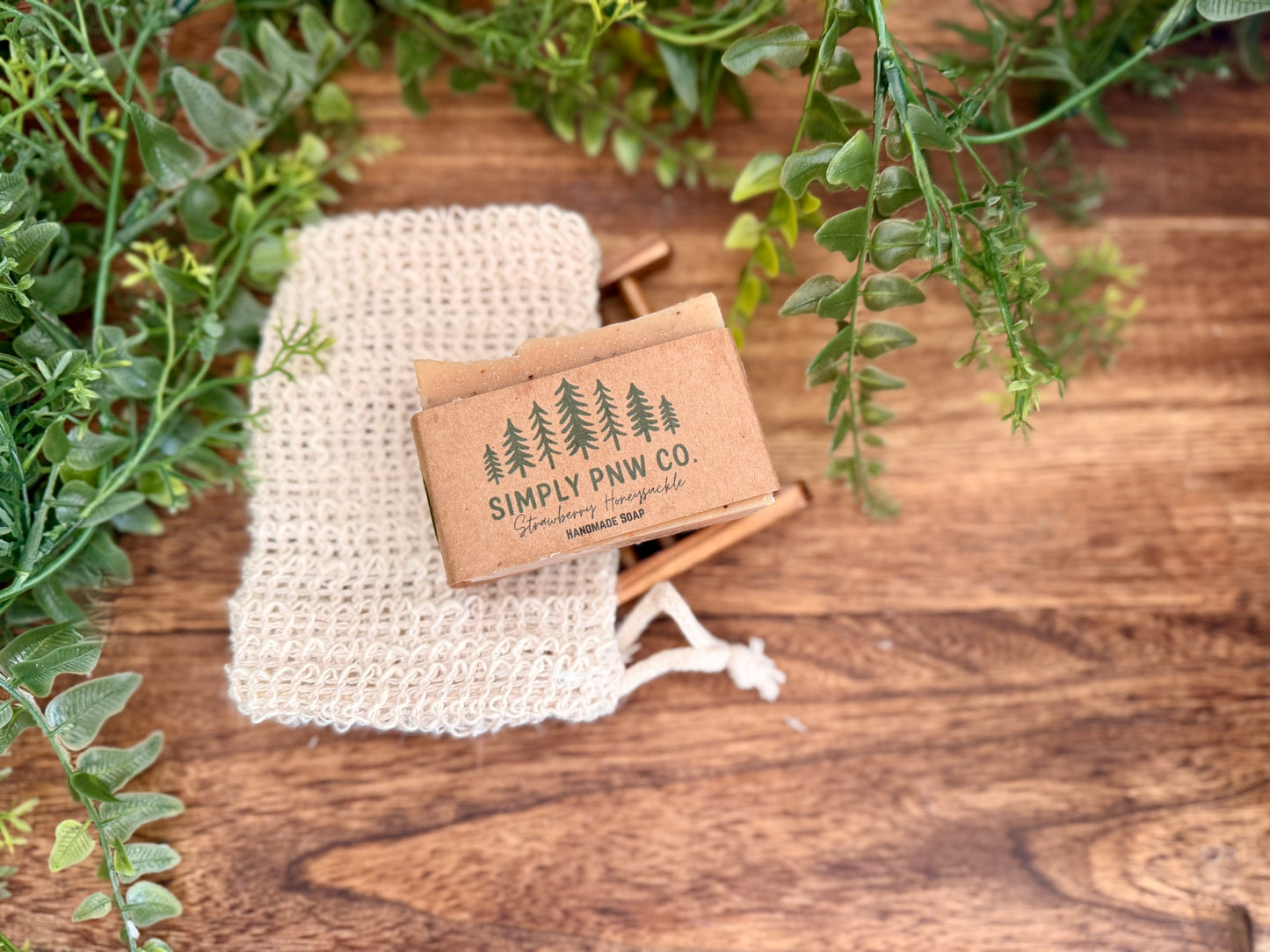 Strawberry Honeysuckle Coconut Milk Bar Soap – Brightening Berry Glow & Creamy Hydration