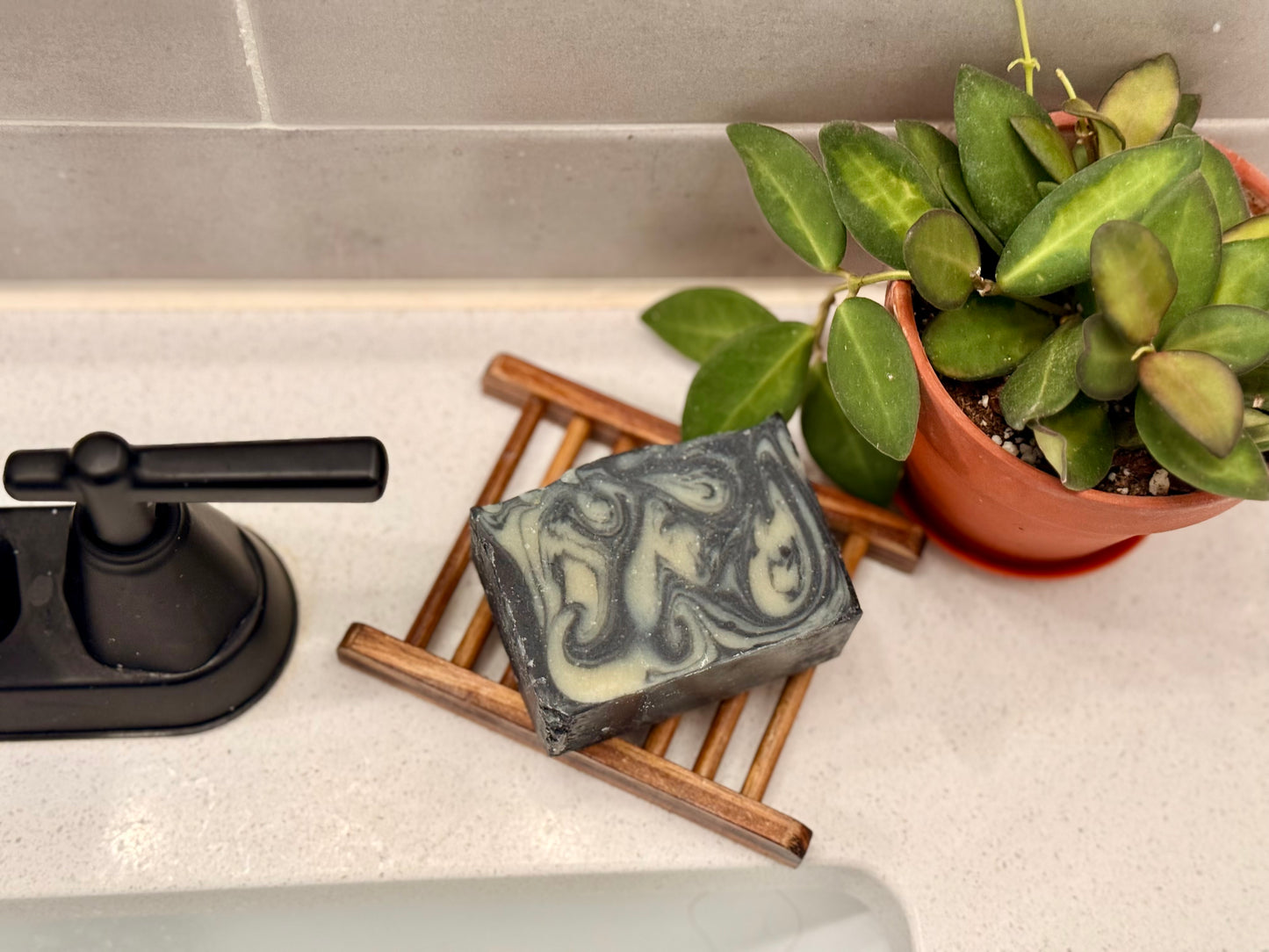 PNW Wonderland Bar Soap – Trail-Fresh Scent & Intense Exfoliation